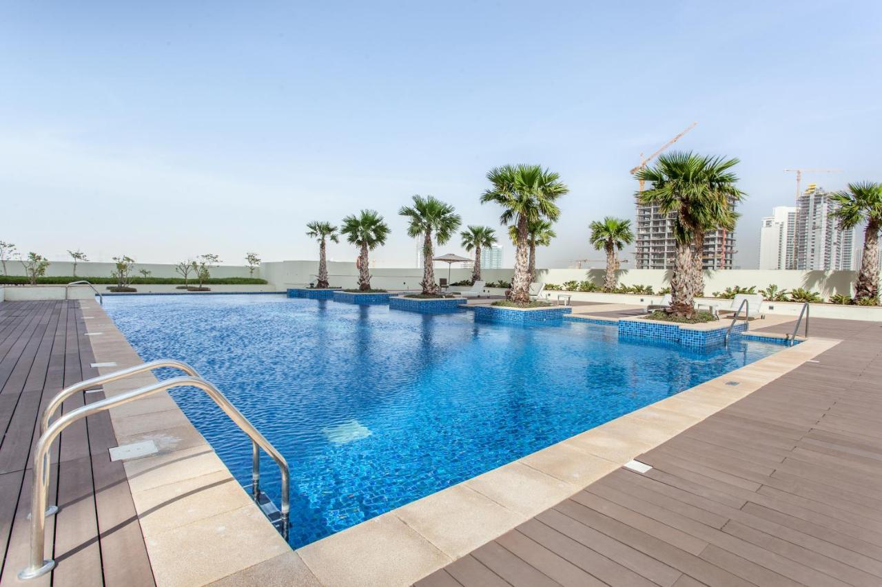 Staycae Holiday Homes - Tower 108 Dubai Eksteriør bilde